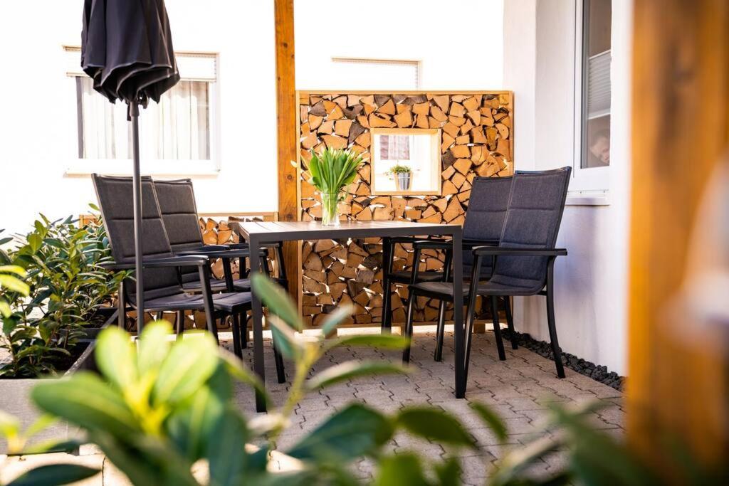 Neu Renoviertes Ferienhaus/Wohnunng Kleine Auszeit 索嫩布尔 外观 照片